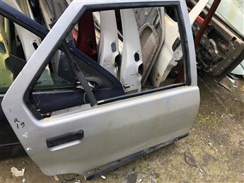 Renault 19 Sağ Arka Kapı