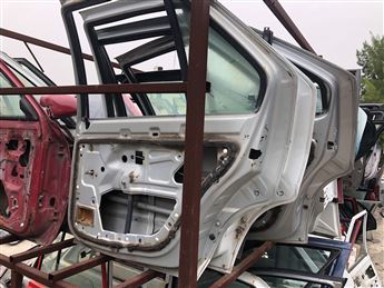 Renault 19 Sağ Arka Kapı