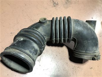 Renault 21 Concord Hava Filtre Hortumu 7700730352