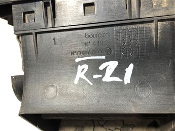 Renault 21 Havalandırma Izgarası