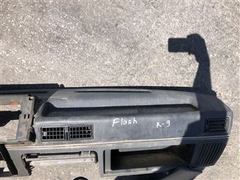 Renault 9-11 Göğüslük