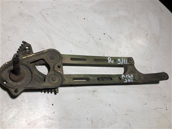 Renault 9-11 Sağ Arka Kapı Cam Krikosu