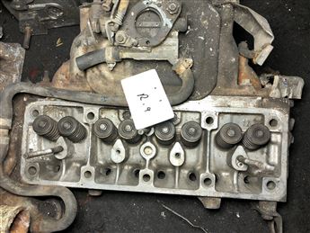 Renault 9 Çıkma Motor Silindir Kapağı