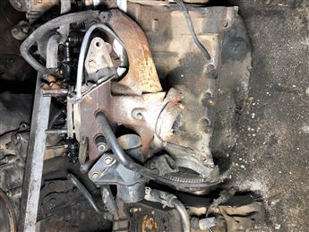 Renault 9 Çıkma Yarım Motor