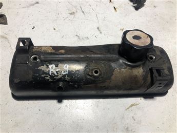 Renault 9 Külbütör Kapağı