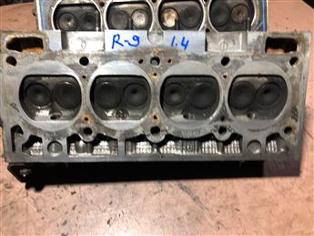 Renault 9 Motor Silindir Kapağı (2)