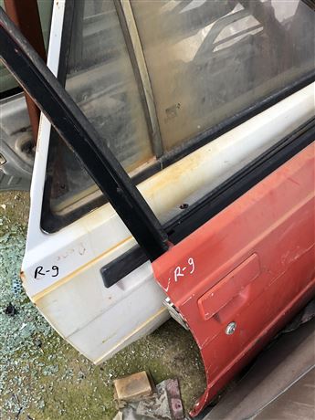 Renault 9 Sağ Arka Kapı