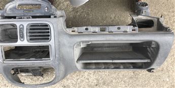 Renault Clio 1998-2005 Göğüslük Torpido