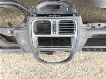 Renault Clio 1998-2005 Göğüslük Torpido