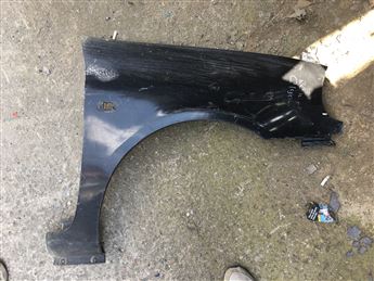 Renault Clio 2 1998-2005 Sağ Ön Çamurluk