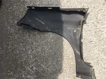 Renault Clio 2 1998-2005 Sağ Ön Çamurluk