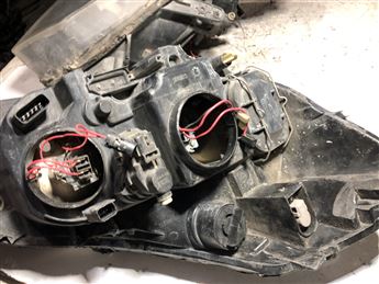 Renault Clio 3 Sağ Ön Far