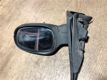 Renault Clio II 1998-2006 (Üç Kapı) Elektrikli Sağ Dış Ayna