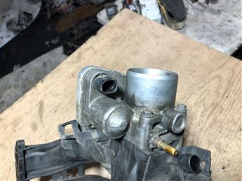 Renault Clio Kango Megane Laguna 1.4-1.6 2002-15 Gaz Kelebeği K4M K4J 8200190230