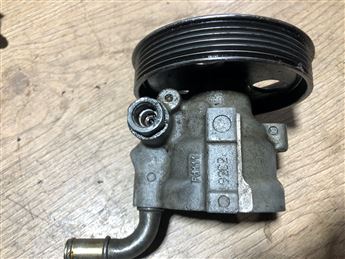 Renault Clio Kangoo Megane Laguna 1.4-1.6 2002-2012 Hidrolik Direksiyon Pompası