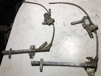 Renault Espace Sol Ön Kapı Cam Krikosu