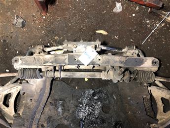 Renault Express Motor Beşiği, Alt Travers