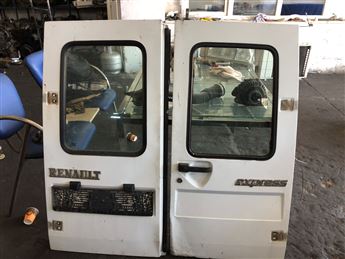 Renault Express (Sol Kanat) Bagaj Kapağı     
