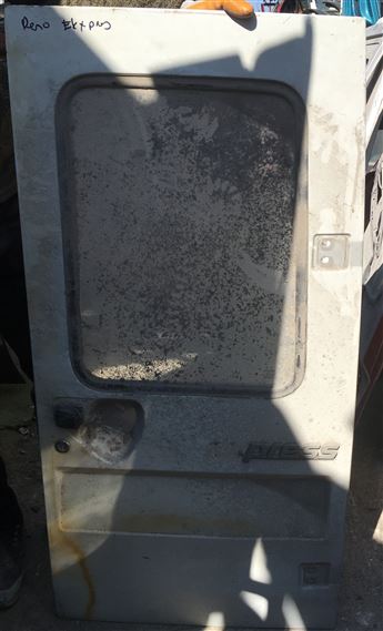 Renault Express (Sol Kanat) Çıkma Bagaj Kapağı