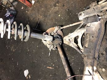 Renault Express Sol Ön Taşıyıcı Helezon Yayı Amortisör