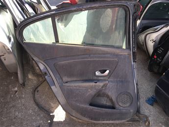 Renault Fluence Sol Arka Kapı  (Kapı kilidi satıld