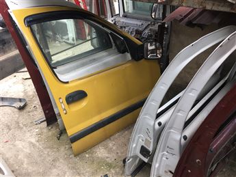 Renault Kangoo 2004-2008 Sol Ön Kapı