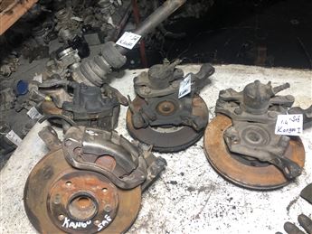 Renault Kangoo ABS'li Sağ Ön Taşıyıcı (6)