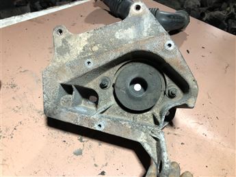 Renault Kangoo Express 1.9 D Sol Motor Kulağı 7700812040