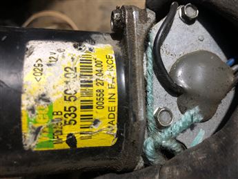 Renault Kangoo Ön Cam Silecek Motoru 235 50 102