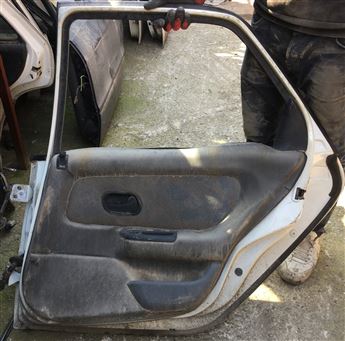 Renault Laguna 1 1994-2001 Sağ Arka Kapı