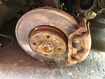 Renault Laguna 1 1994-2001 Sağ Ön Aks Taşıyıcı