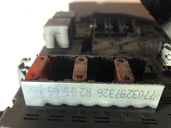 Renault Laguna 1 Sigorta BSİ Kutusu (7700427845-A)