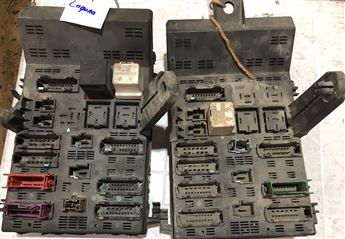 Renault Laguna 1 Sigorta Kutusu