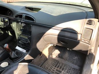Renault Laguna II 2001-2007 Airbag'li Komple Göğüslük Torpido