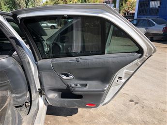 Renault Laguna II 2001-2007 Sağ Arka Kapı Döşemesi