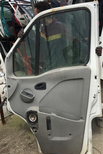 Renault Master ll 1998-2010 Sağ Ön Kapı