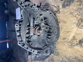 Renault Master ll.  2.2 D 1997 - 2004 Çıkma Şanzım