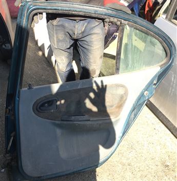 Renault Megan 1 1996-1999 Sağ Arka Kapı
