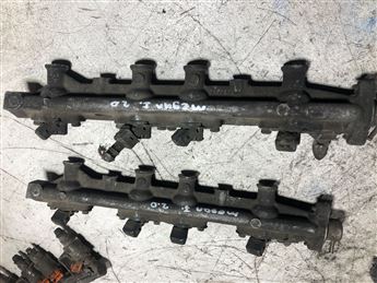 Renault Megane 2.0 1998-2002 Enjektör Kütüğü