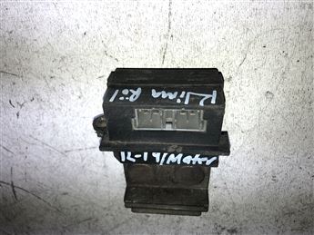 RENAULT R19 -21 MEGANE I MASTER Vectra B KLİMA KONTROL RÖLESİ