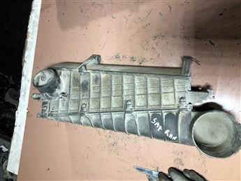 Renault Safrane 3.0 Hava Filtre Kutusu 7700260372