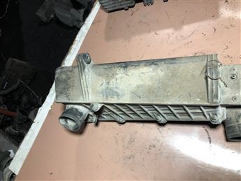 Renault Safrane 3.0 Hava Filtre Kutusu 7700260372