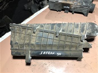 Renault Safrane Hava Filtre Kutusu