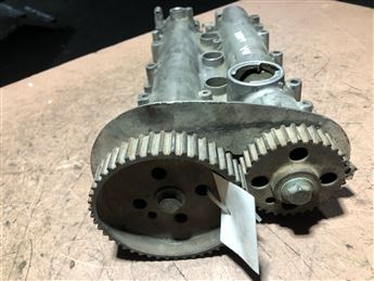 Seat Ibiza Cordoba Leon Toledo 1.4-1.6 16V 2000-12 Eksantrik Mili ve Muhafazası (Külbütör Kapağı)