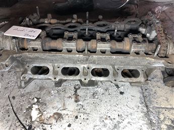 Seat Leon Toledo Ibiza Octavia Superb 1.8 T 2000-06 Benz. Silindir Kapağı 06a103373as