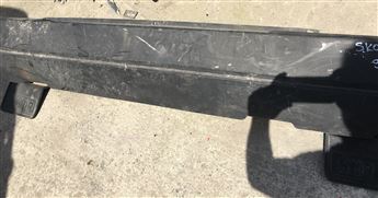 Skoda 1993 Arka Tampon