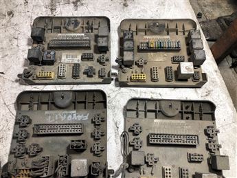 Skoda Favorit Forman Pickup Sigorta Kutusu Panosu Kutusu