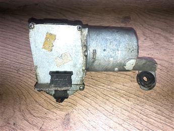 Skoda Felicia Arka Cam Silecek Motoru