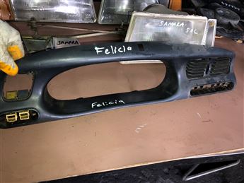 Skoda Felicia Pickup Gösterge Paneli Çerçevesi