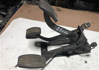 Skoda Felicia Pickup Pedal Seti (Gaz Fren Debriyaj)-2 (3)